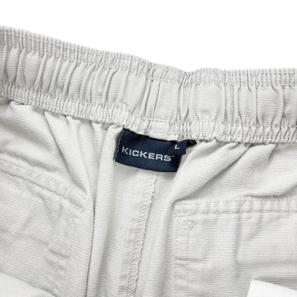 Kickers Mens Cream and Navy Shorts - Picture 3 of 5